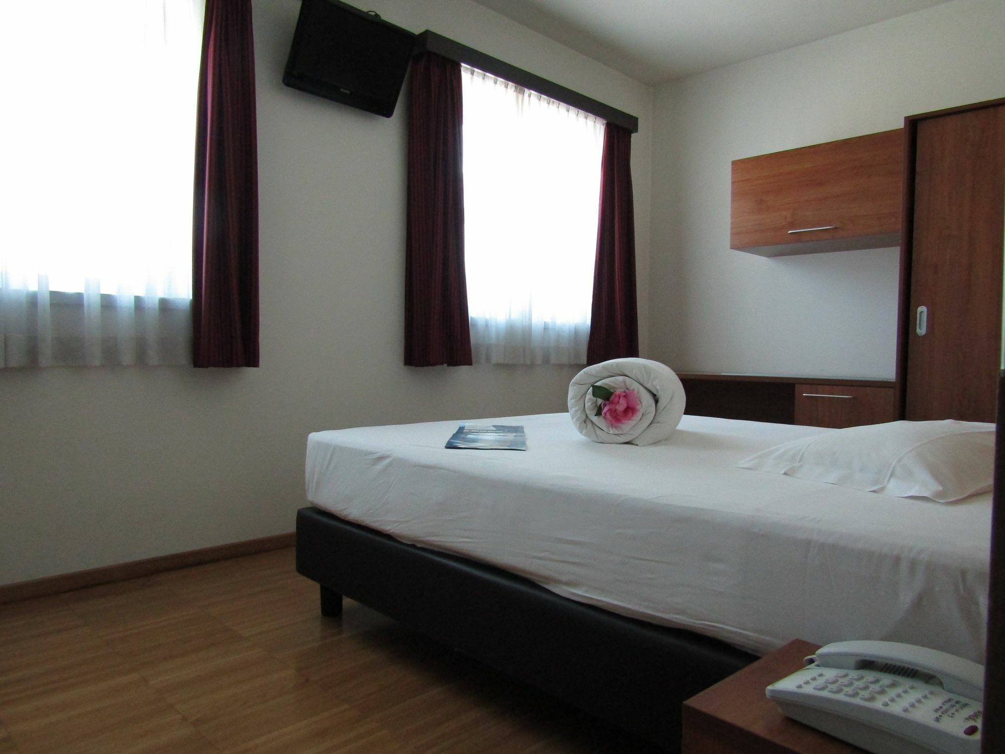 Hotel Garni Al Marinaio Trento Esterno foto